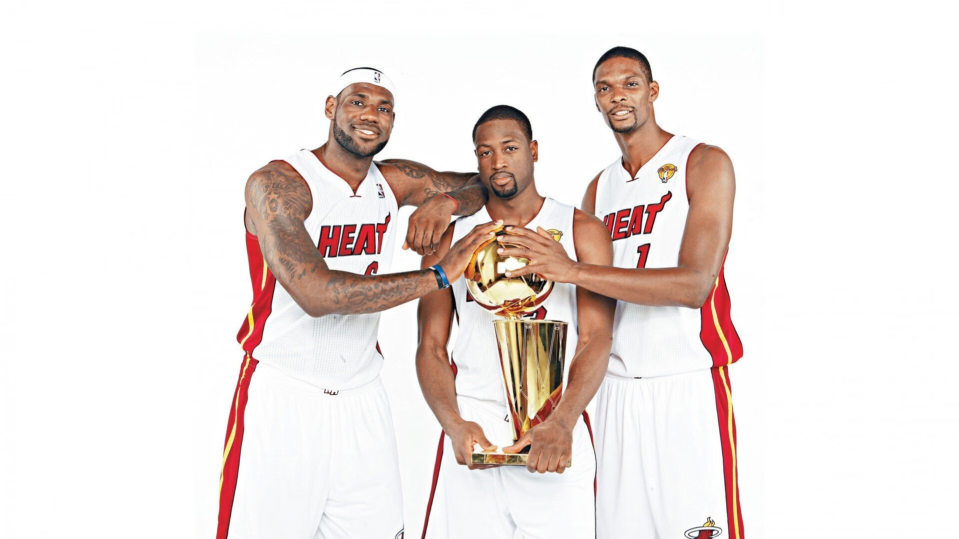 惊艳定胜：王强最后秒钟三分，点燃全场！